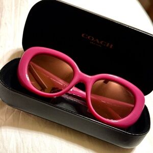 Coach Pillow Tabby Sunglasses